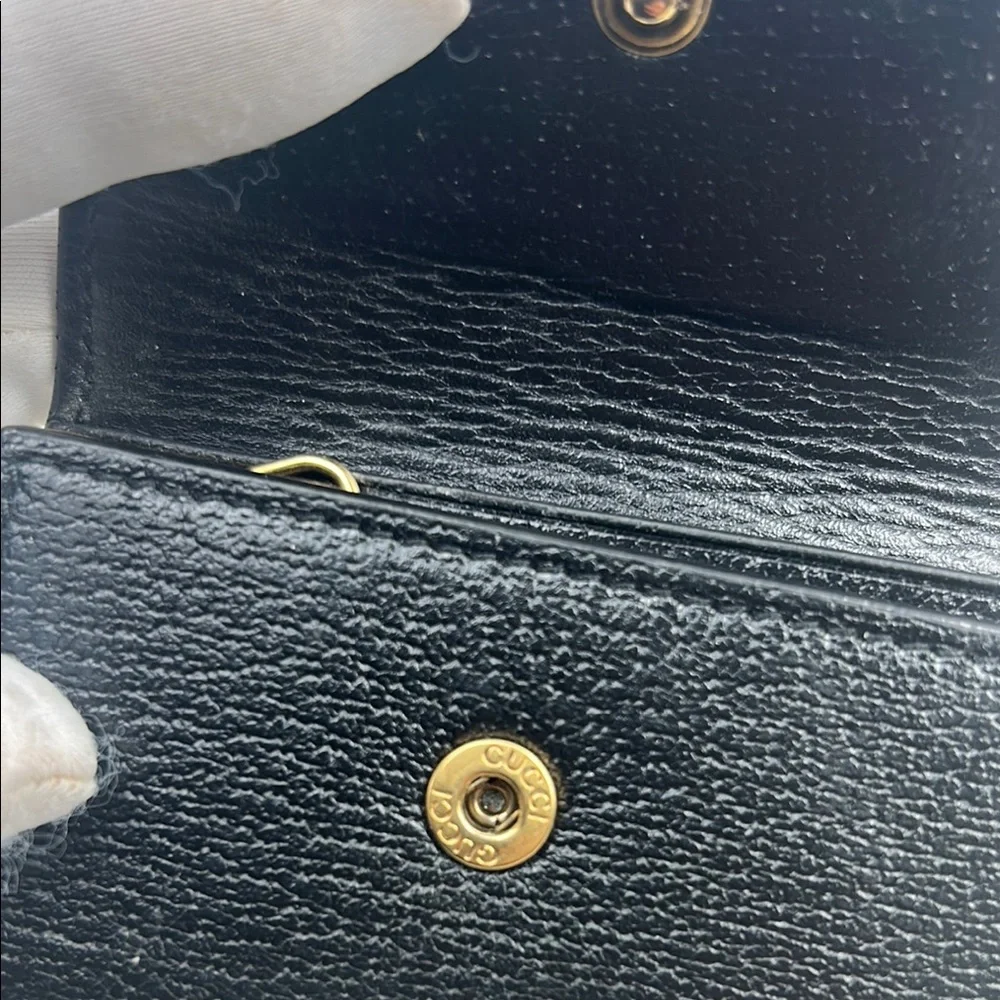 GUCCI Black Leather six key holder with Gold Bee